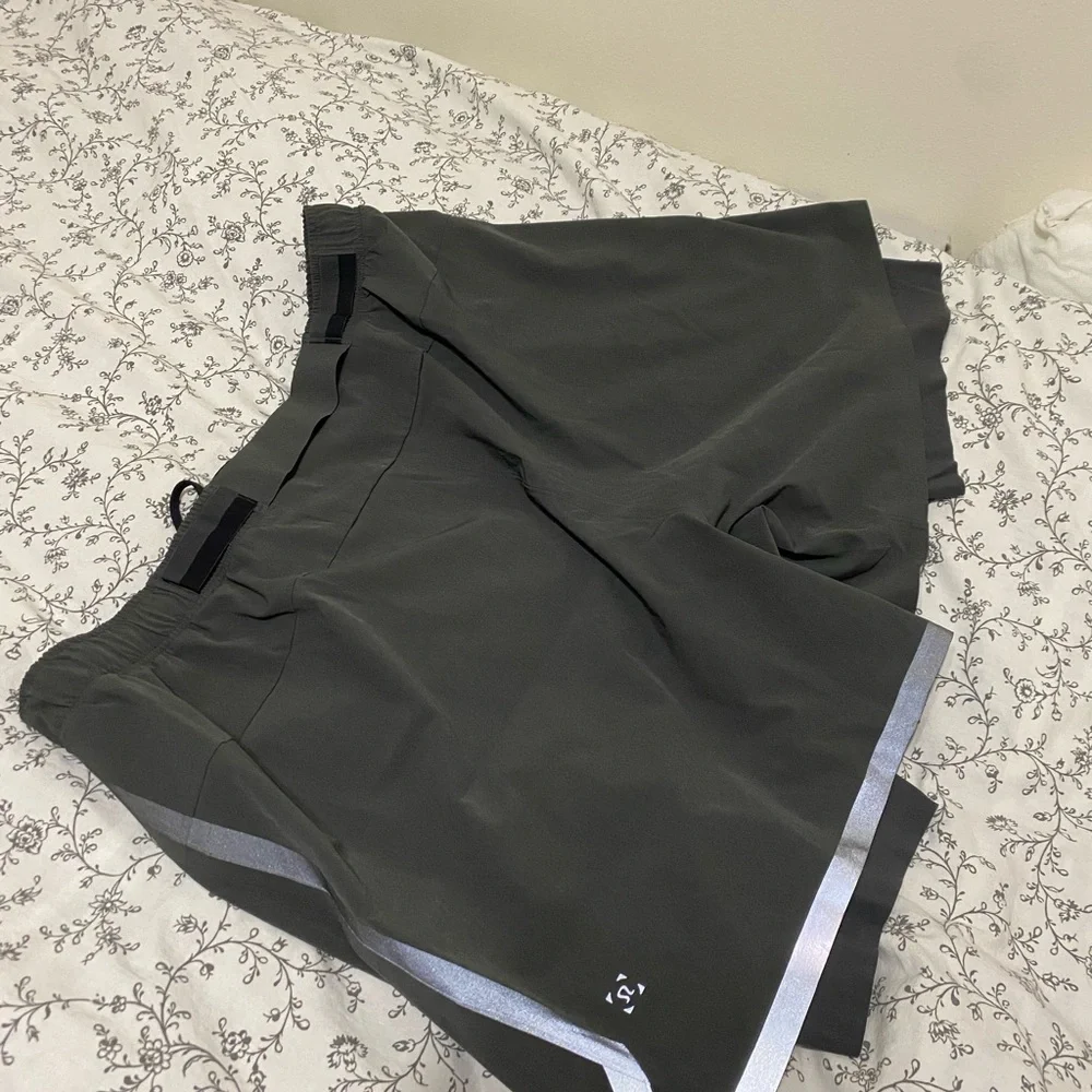 Lululemon Gray Athletica Shorts with Reflective Stripes XXL - Picture 6 of 6